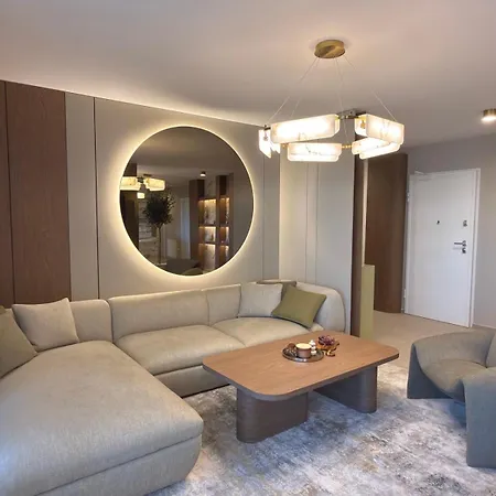 Olive Sea View Penthouse 자다르