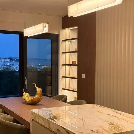 Olive Sea View Penthouse 자다르