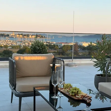 Olive Sea View Penthouse *
